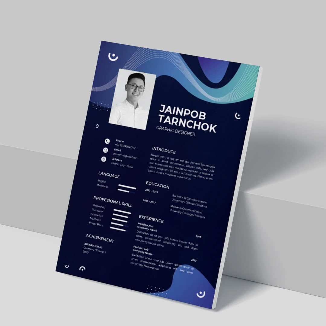 Majus Resume Template — view 2
