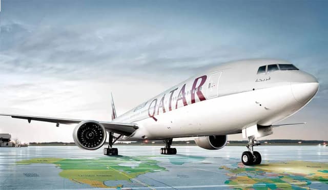 Qatar Airways Airplane-01