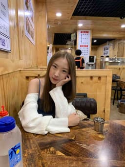 น้อง มุกริน