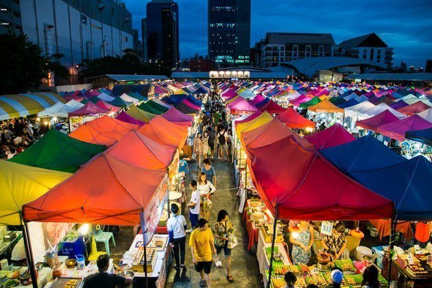 ตลาดนัดรถไฟรัชดา