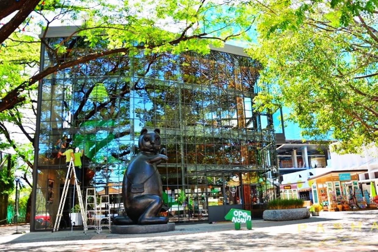 ถนนนิมมานเหมินทร์ถนนนิมมานเหมินทร์